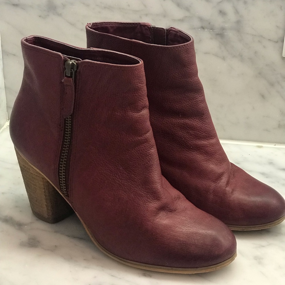 Nordstrom BP Maroon Ankle Boots